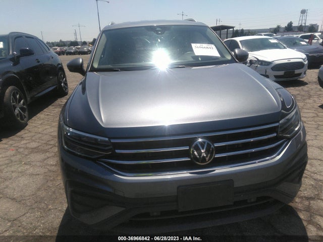 3VV3B7AXXNM038708 Volkswagen TIGUAN SE