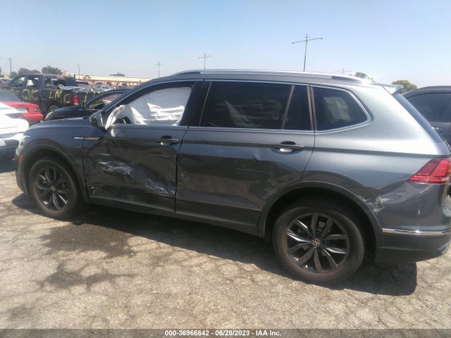 3VV3B7AXXNM038708 Volkswagen TIGUAN SE