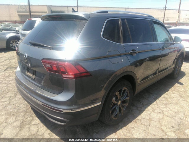 3VV3B7AXXNM038708 Volkswagen TIGUAN SE
