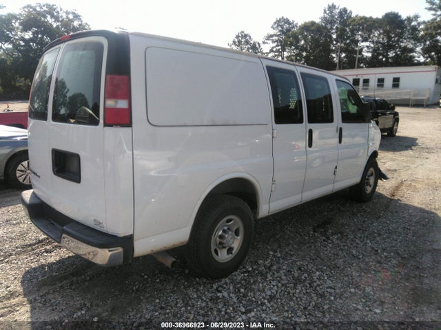 Chevrolet EXPRESS CARGO VAN 2016 1GCZGGFG7G1157772 Image 4