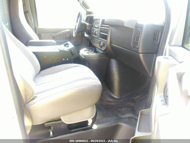 Chevrolet EXPRESS CARGO VAN 2016 1GCZGGFG7G1157772 Image 5