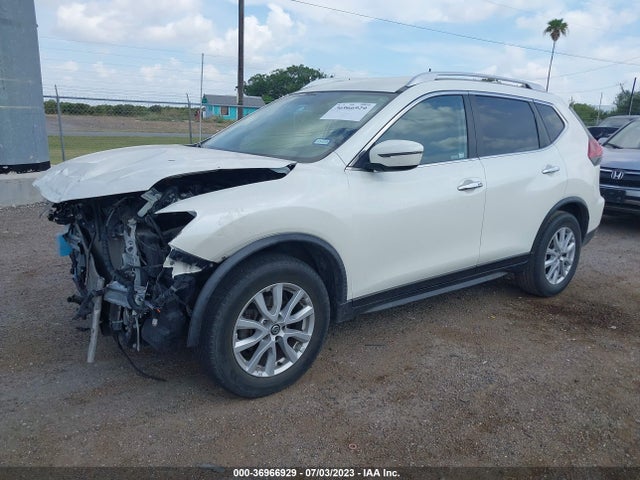 Nissan ROGUE SV 2018 JN8AT2MT6JW459760 Image 2
