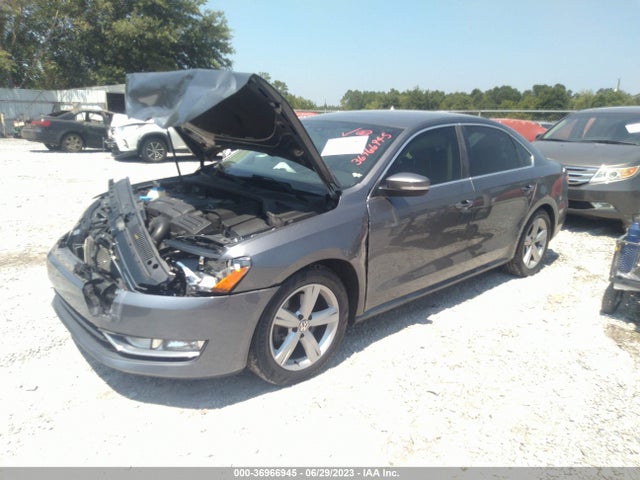 1VWAT7A35FC093826 Volkswagen Passat 1.8t Limited Edition