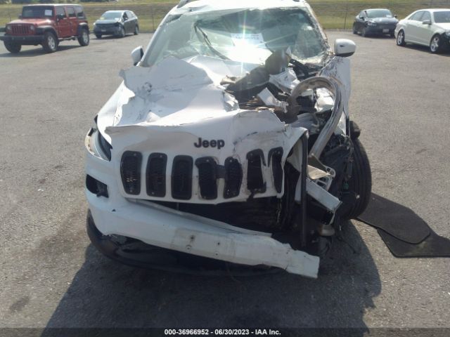 1C4PJMCS4GW121878 Jeep Cherokee Altitude