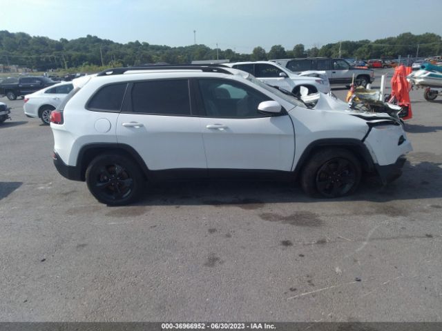 1C4PJMCS4GW121878 Jeep Cherokee Altitude