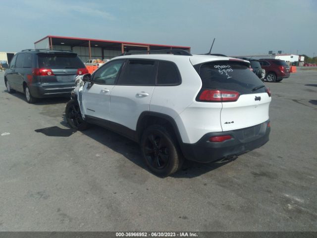 1C4PJMCS4GW121878 Jeep Cherokee Altitude