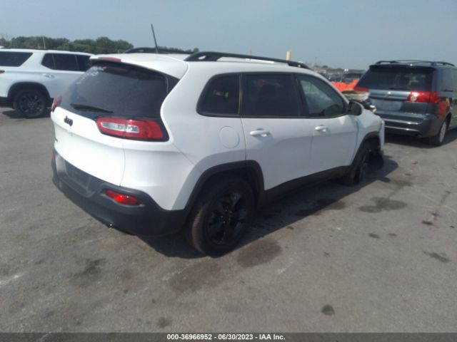 1C4PJMCS4GW121878 Jeep Cherokee Altitude