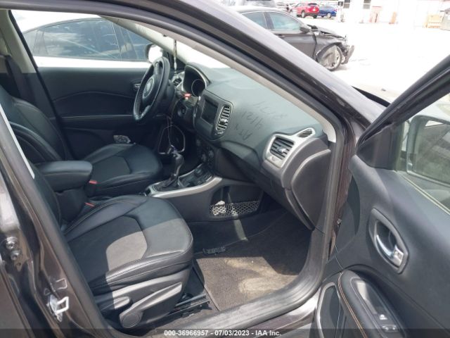 3C4NJDBB0KT597343 Jeep Compass Latitude