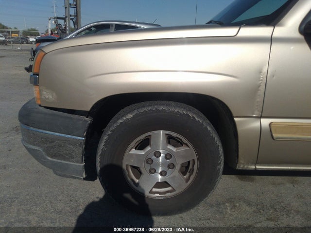 2005 CHEVROLET SILVERADO 1500 LS VIN: 2GCEC13T551101605