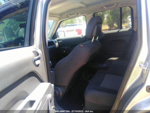 1C4NJPBAXGD700113 Jeep Patriot Sport