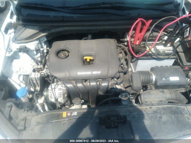 Hyundai Elantra Value Edition 2018 5NPD84LF4JH338345 Image 16