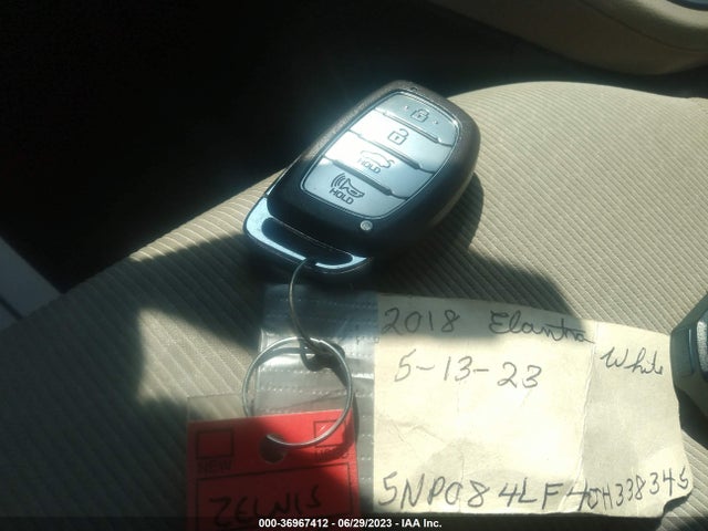 Hyundai Elantra Value Edition 2018 5NPD84LF4JH338345 Image 3