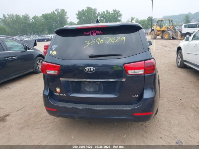 KNDMB5C14G6208757 KIA SEDONA LX