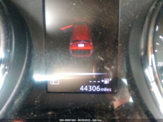 JN1BJ1CP6HW017529 Nissan Rogue Sport Sv