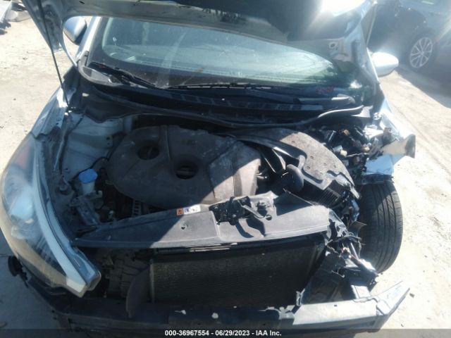 KNAFX4A6XF5256915 KIA FORTE LX