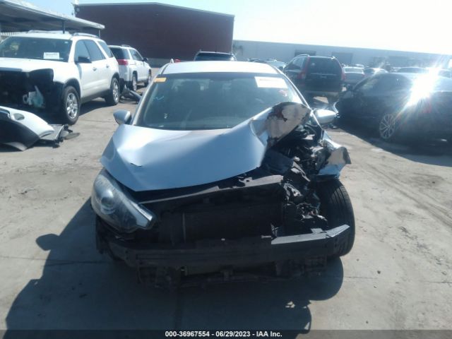 KNAFX4A6XF5256915 KIA FORTE LX