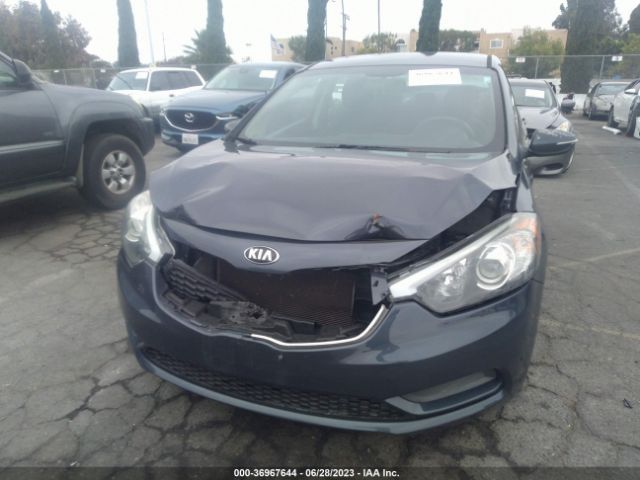 KNAFX4A63G5516010 KIA FORTE LX