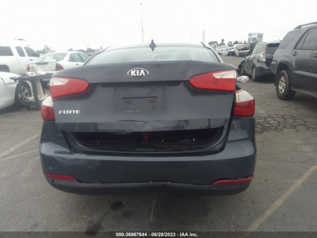 KNAFX4A63G5516010 KIA FORTE LX