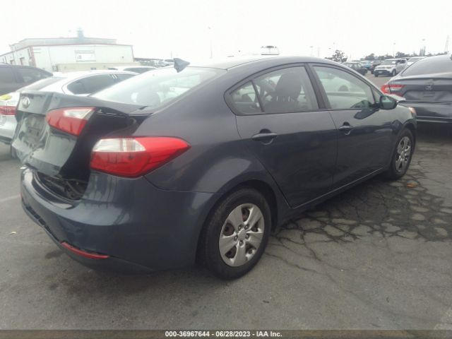 KNAFX4A63G5516010 KIA FORTE LX