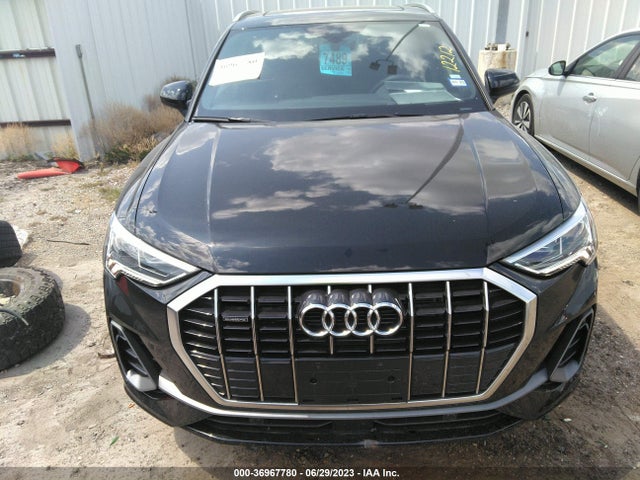 WA1DECF33P1076364 Audi Q3 S Line Premium