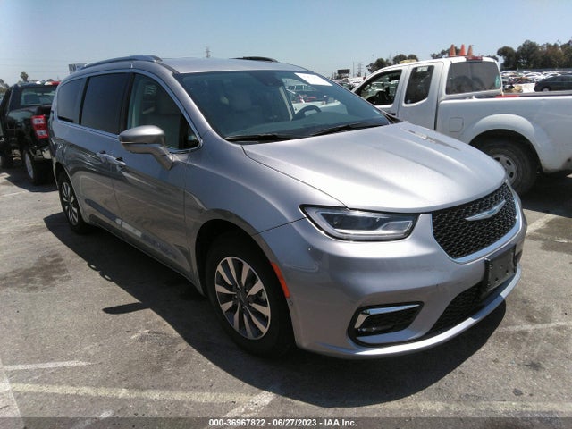 2021 2C4RC1L76MR593890 main image