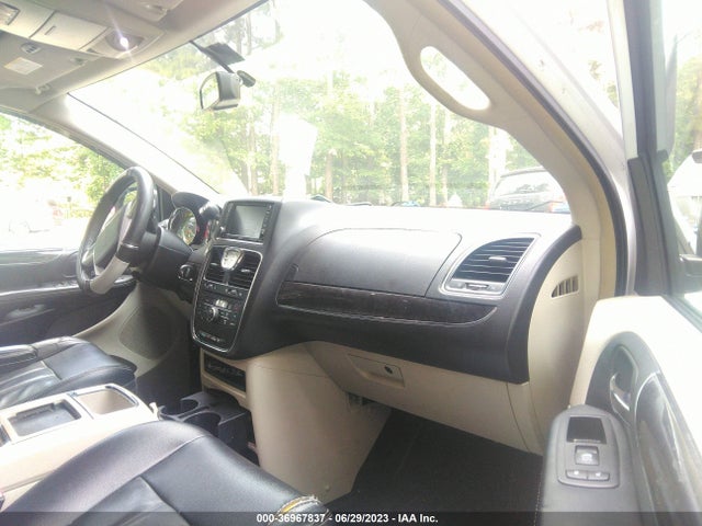 2C4RC1BG5FR594761 Chrysler Town & Country Touring