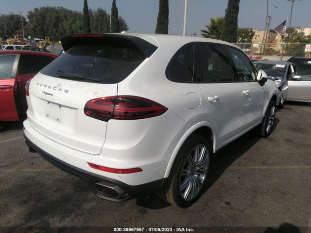 WP1AA2A20JKA02915 Porsche Cayenne