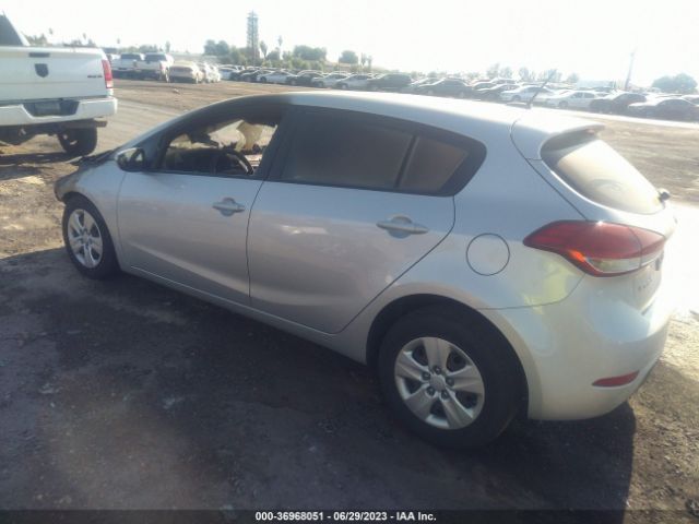 KNAFK5A88H5676570 KIA Forte5 Lx