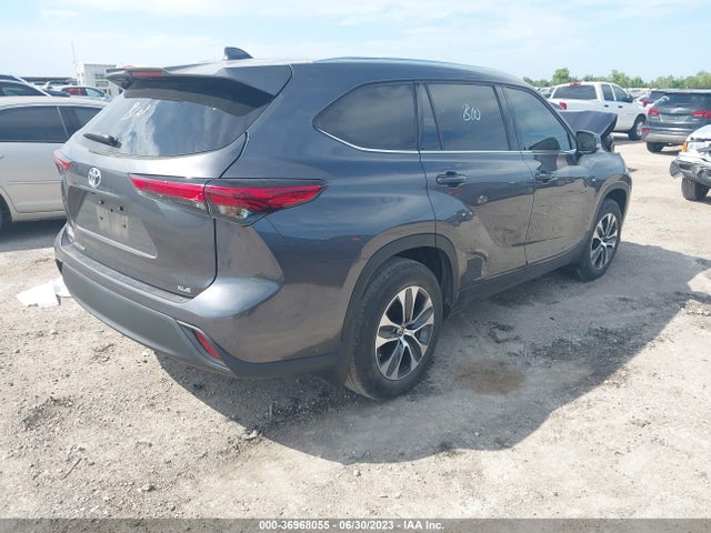 Toyota Highlander Xle 2021 5TDGZRAH0MS043513 Image 4