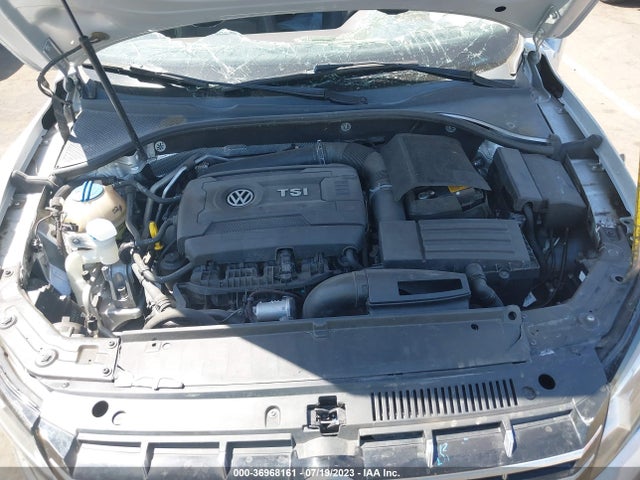 1VWBT7A39EC081598 Volkswagen Passat Se W/sunroof