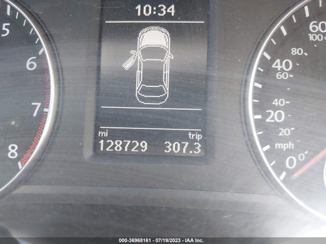 1VWBT7A39EC081598 Volkswagen Passat Se W/sunroof