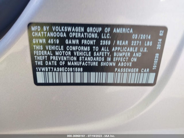 1VWBT7A39EC081598 Volkswagen Passat Se W/sunroof