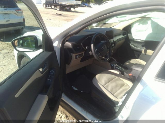 1FMCU0G69LUA21899 Ford ESCAPE SE
