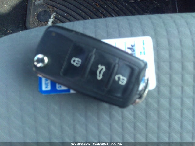 3VW2B7AJ3HM279842 Volkswagen Jetta 1.4t S