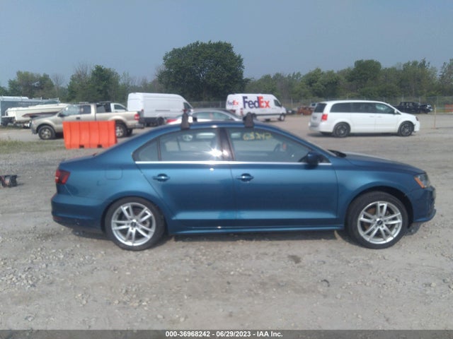 3VW2B7AJ3HM279842 Volkswagen Jetta 1.4t S