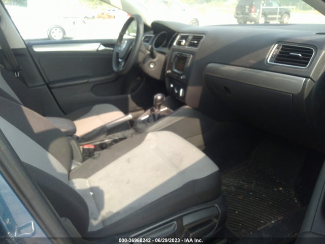 3VW2B7AJ3HM279842 Volkswagen Jetta 1.4t S