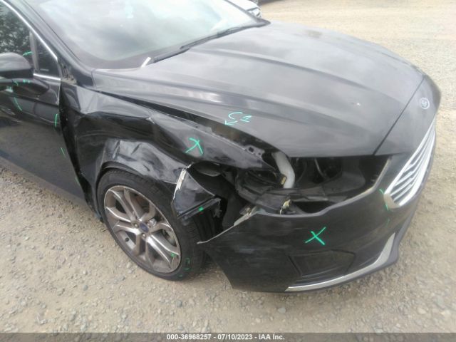 3FA6P0CD9KR141176 Ford FUSION SEL