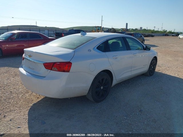 Chevrolet IMPALA LT 2018 2G1105S33J9112798 Image 4