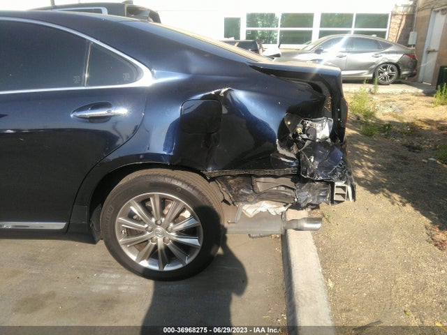 2010 LEXUS ES 350 VIN: JTHBK1EG3A2404154