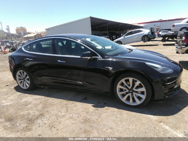 Tesla Model 3 Long Range 2018 5YJ3E1EB6JF184765 Image 4
