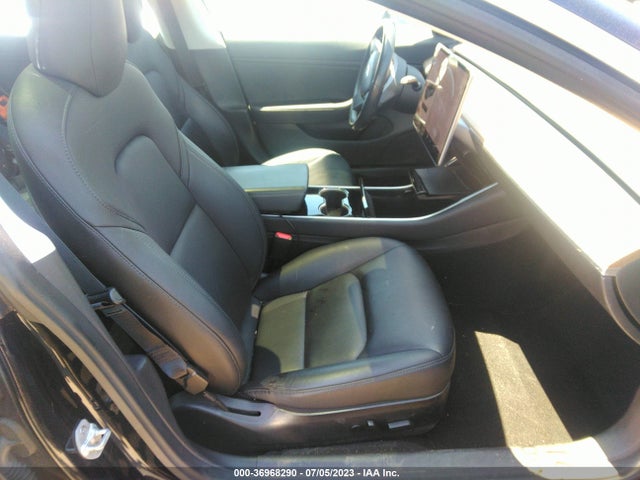 Tesla Model 3 Long Range 2018 5YJ3E1EB6JF184765 Image 12