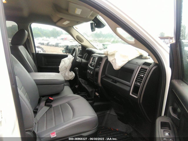 3C6UR5CLXJG346877 RAM 2500 Tradesman
