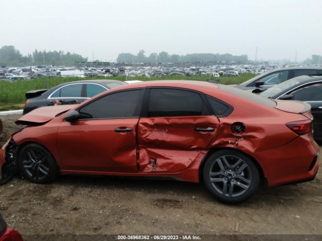 3KPF34AD8ME264056 KIA Forte Gt-line