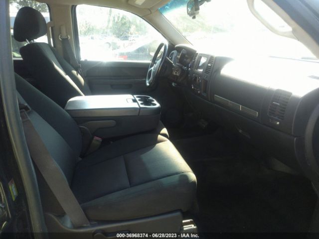 1GT120CG5EF145269 GMC Sierra 2500hd Sle