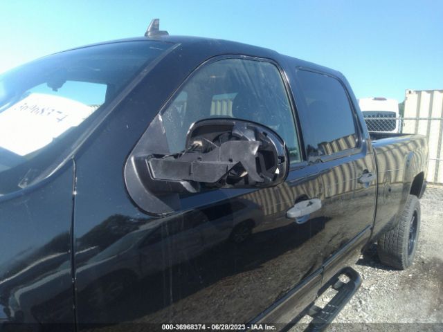 1GT120CG5EF145269 GMC Sierra 2500hd Sle