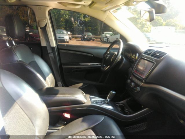3C4PDCGB8LT201549 Dodge Journey Crossroad