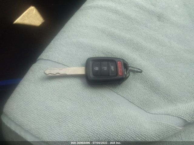 2HKRM4H31GH651426 Honda CR-V LX