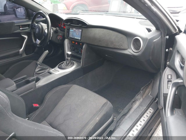 2018 Toyota 86, VIN: JF1ZNAA1XJ8701630