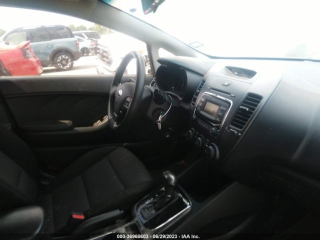 3KPFK4A79HE103668 KIA FORTE LX