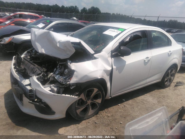 Chevrolet Sonic Premier 2018 1G1JF5SB3J4105567 Image 2